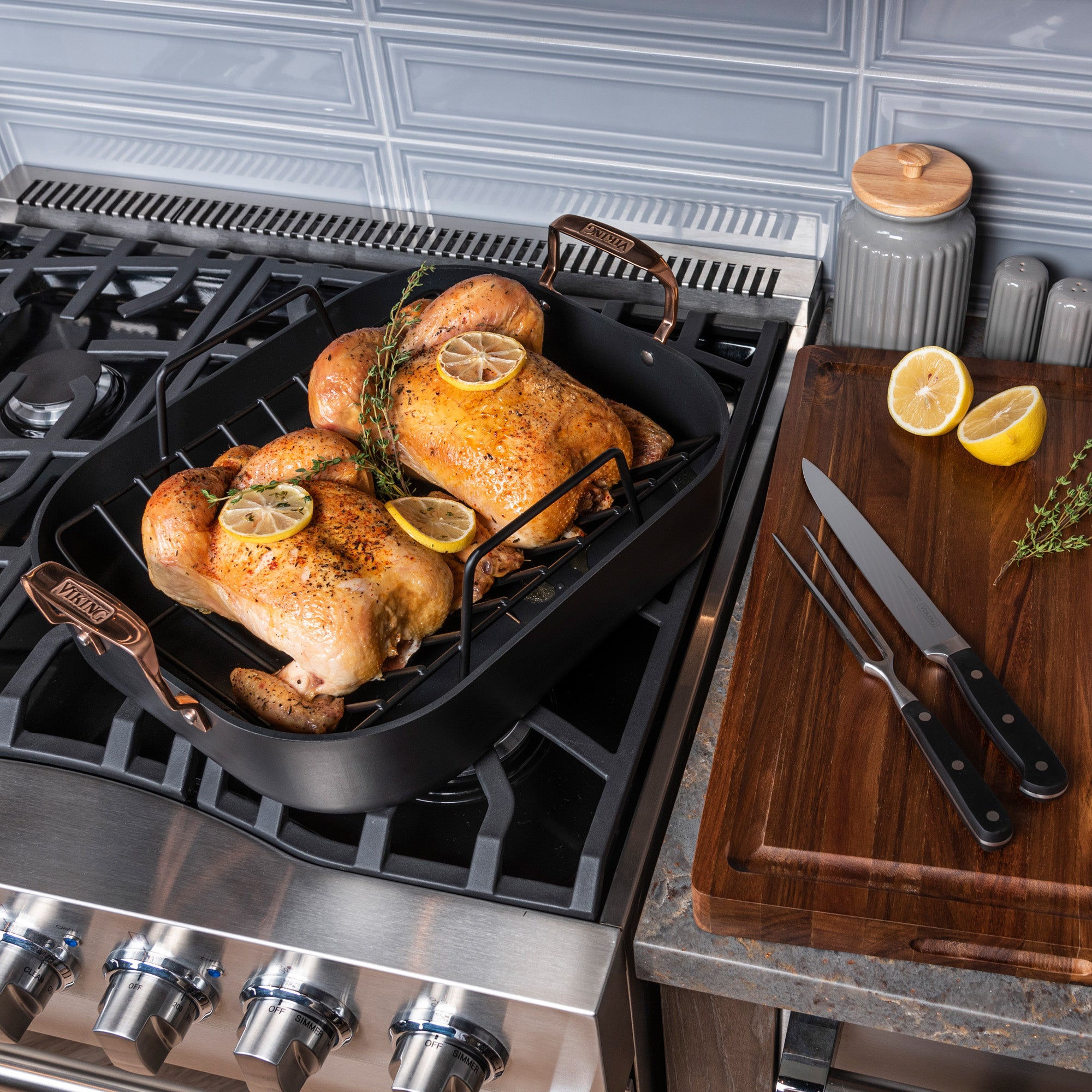 Hard Anodized Nonstick Roasters | Viking