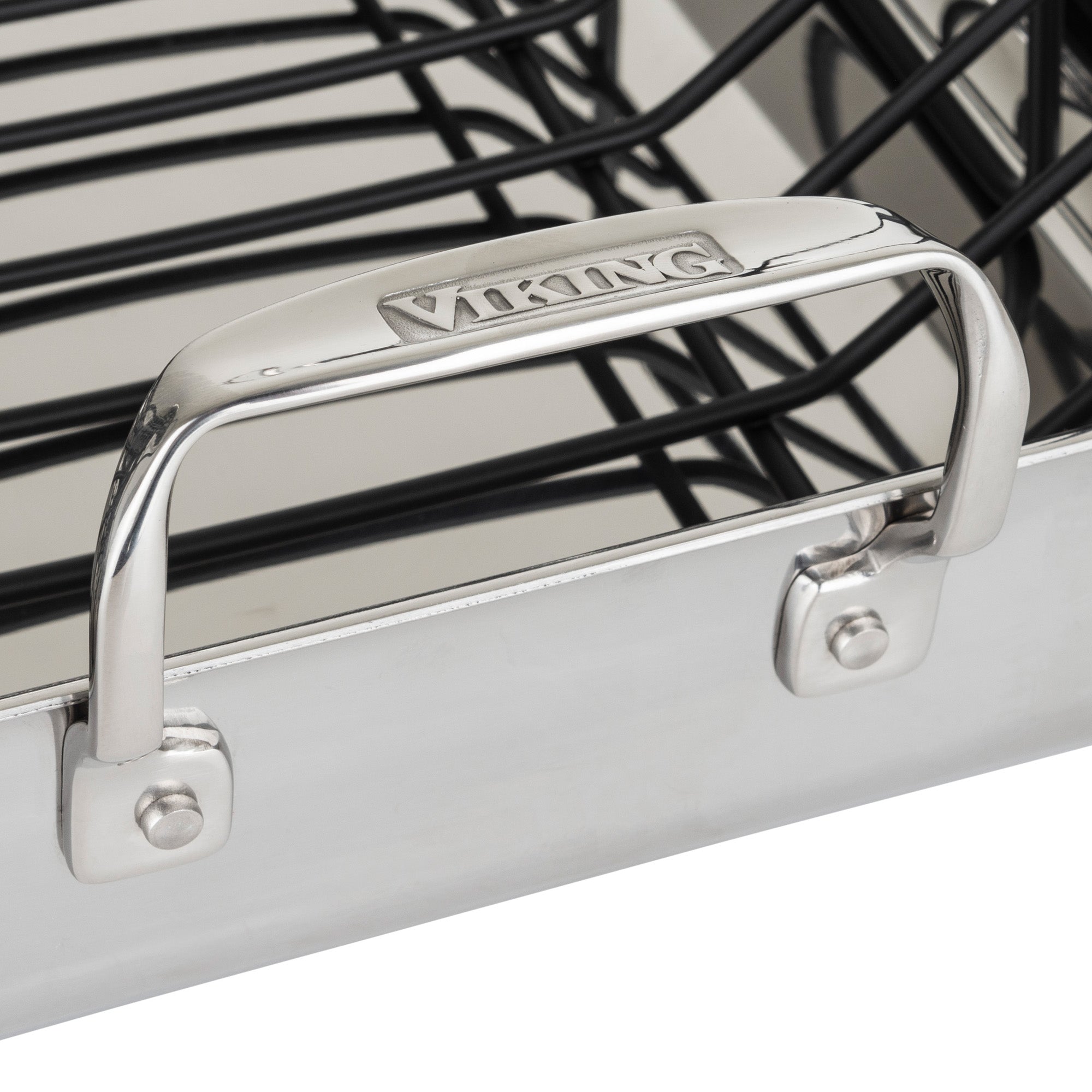 Viking 3-Ply Stainless Steel Roaster with Rack and Bonus Carving Set