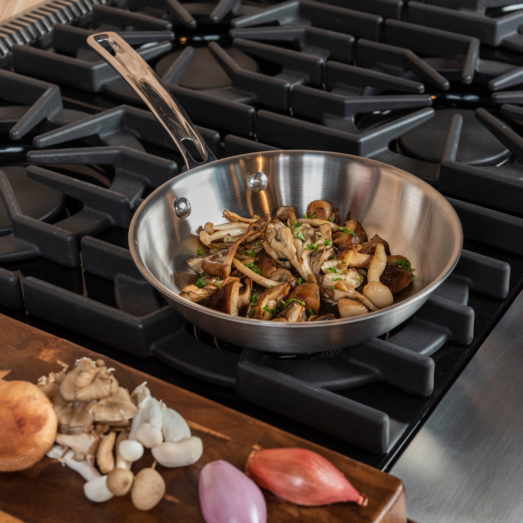 Viking Professional 5-Ply 8-inch Fry Pan – Viking Culinary Products