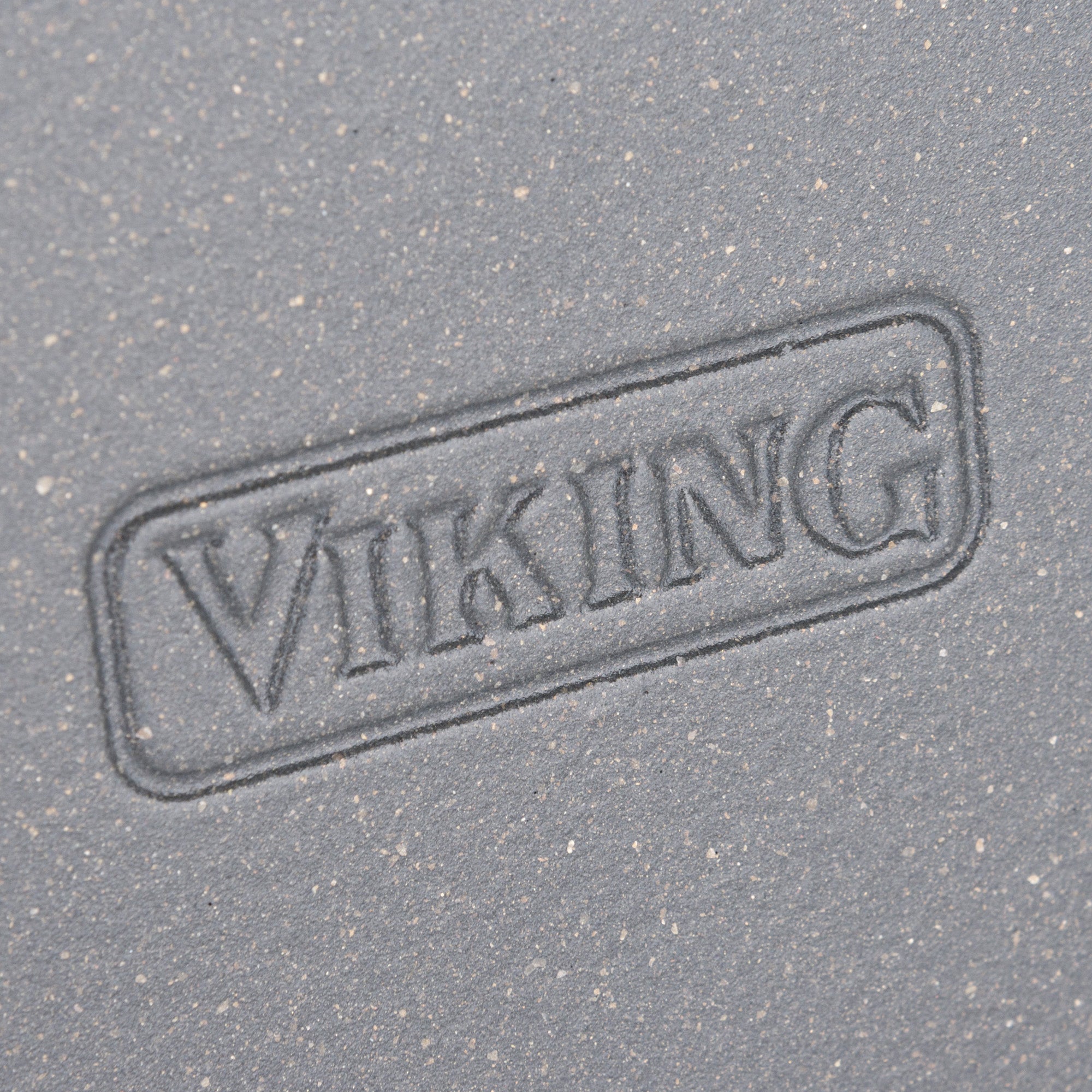 https://www.vikingculinaryproducts.com/cdn/shop/products/40351-1108_07.jpg?v=1675813727